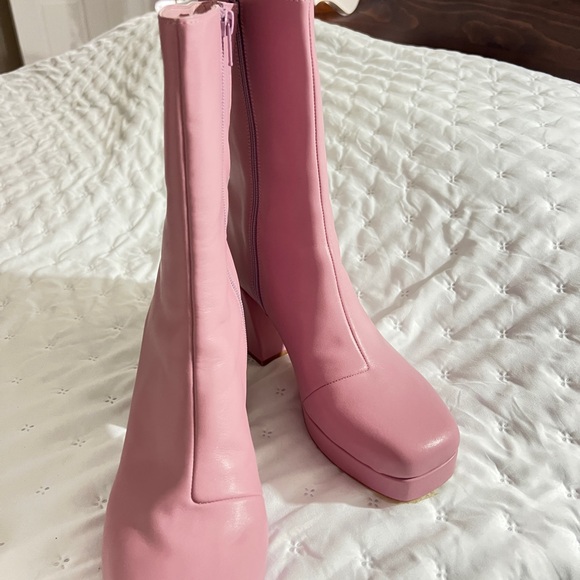 Designer leather boots in PINK MOD STYLE - Picture 4 of 5
